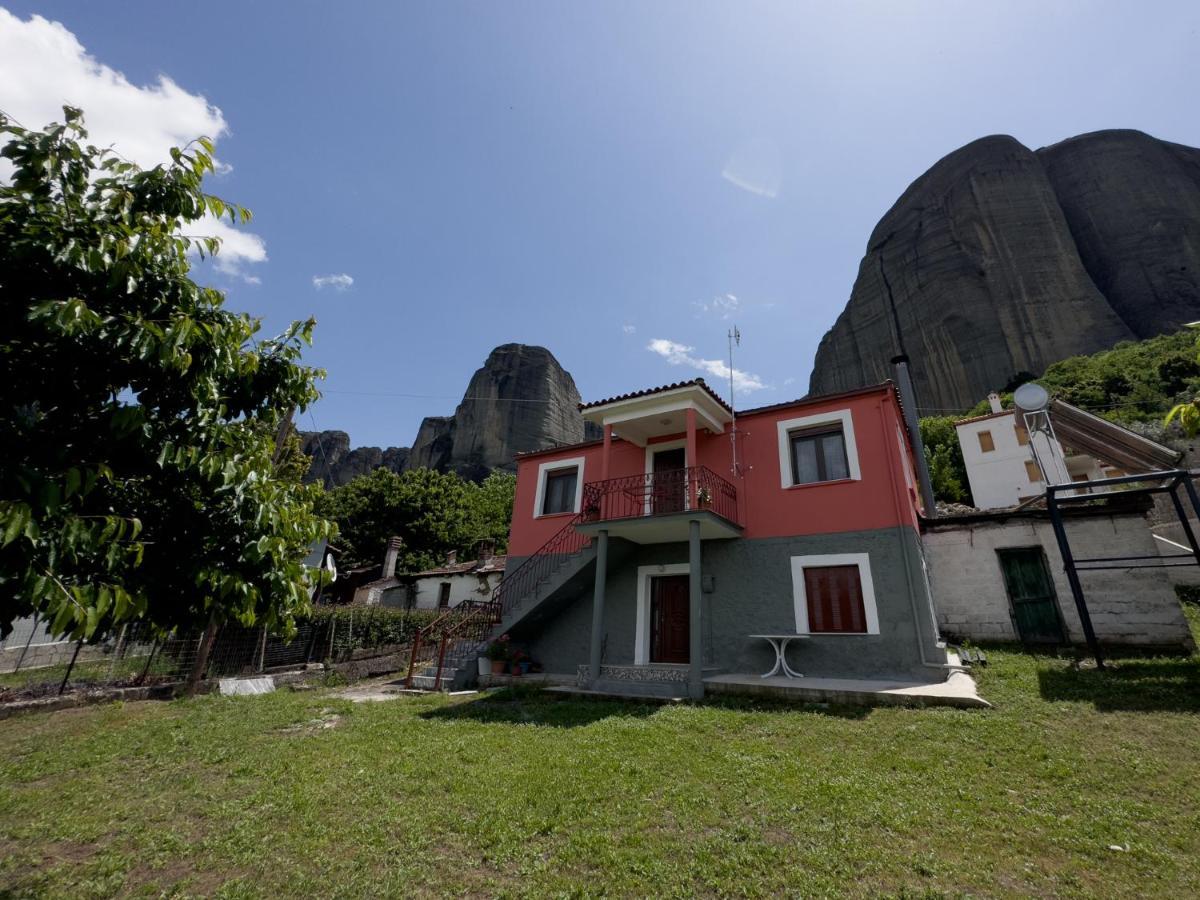 Fani'S House Under Meteora Lägenhet Kastraki  Exteriör bild