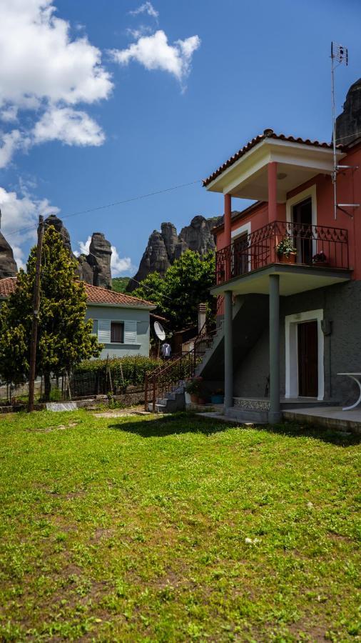 Fani'S House Under Meteora Lägenhet Kastraki  Exteriör bild